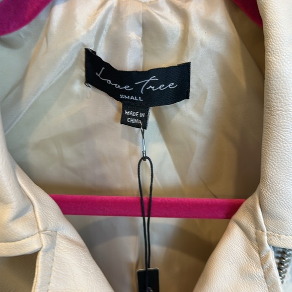 Love Tree cream colored faux leather moto jacket size S NWT - Picture 2 of 3